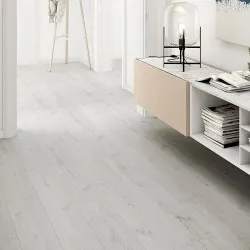 FIN12 | Laminato 12mm. - Col. FN8AK ambiente